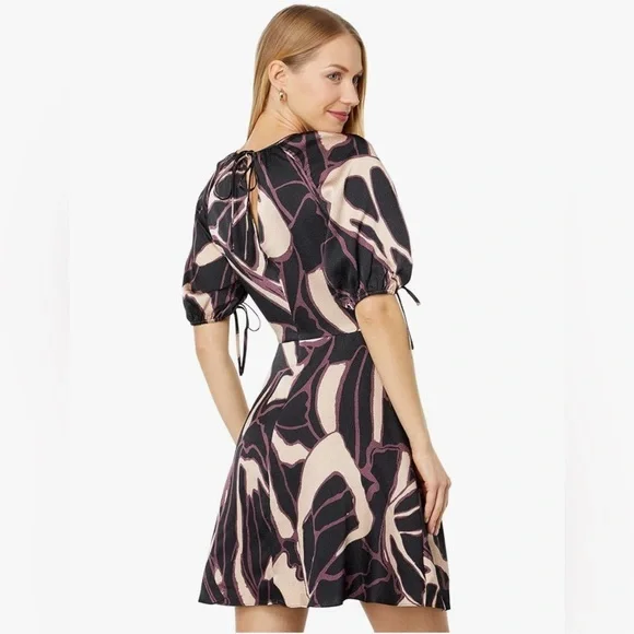 Ted Baker Gilliaa Printed Mini Fit-and-Flare with Puff Sleeve - Picture 3 of 3